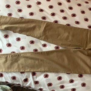 Beige color skinny jean